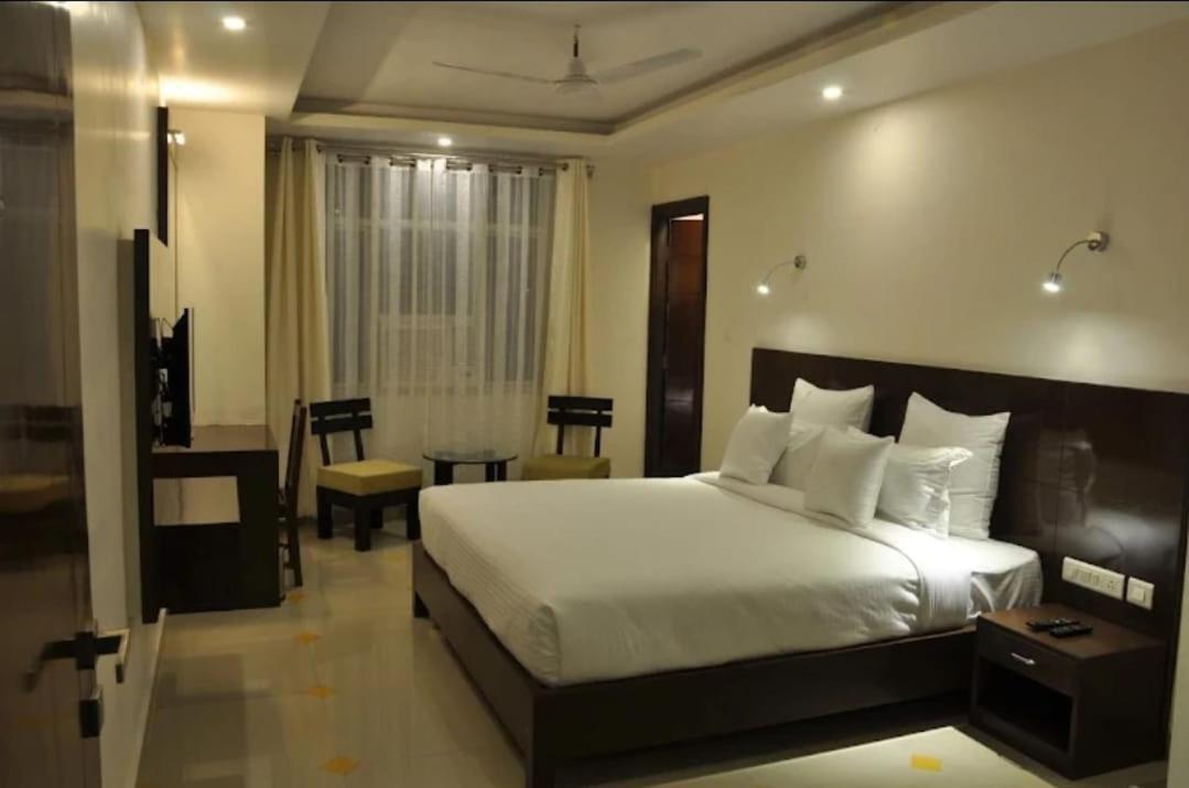 Jaipur B&B Hotel Buitenkant foto